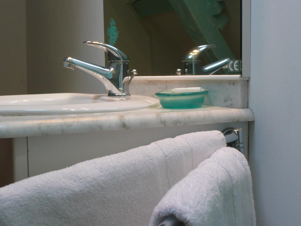 Manoir De Bois En Ardres Bed and Breakfast Kamer foto